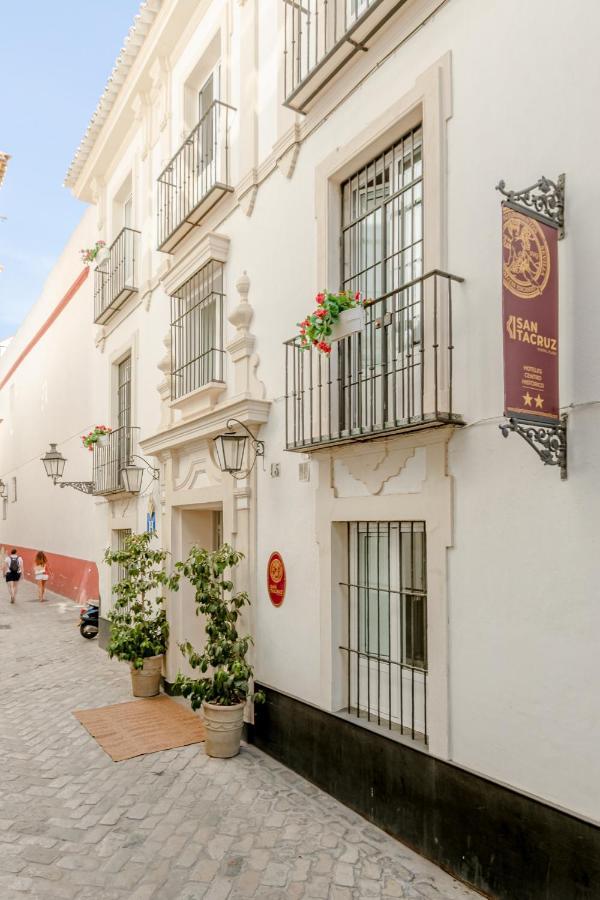 Santacruz Plaza Bed & Breakfast